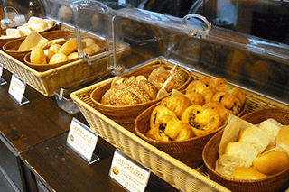 免費簡單早餐服務