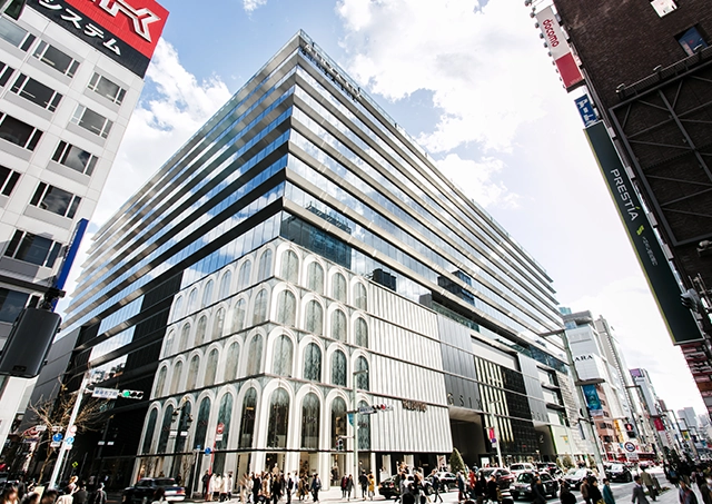 GINZA SIX/徒步約7分鐘
