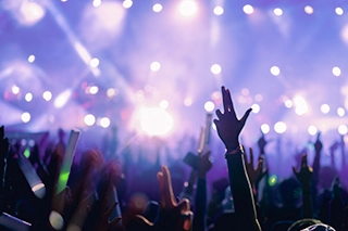 【推薦用於觀賞現場演出和音樂會】前往京瓷巨蛋和Osaka-Jo Hall交通便利！