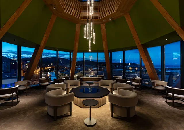 6F ルーフトップBAR