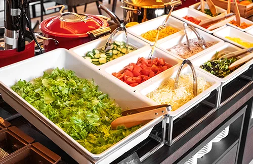 約10種類のサラダバー