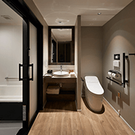 無障礙雙人/<br>浴室、附洗衣機的衛浴、洗手池