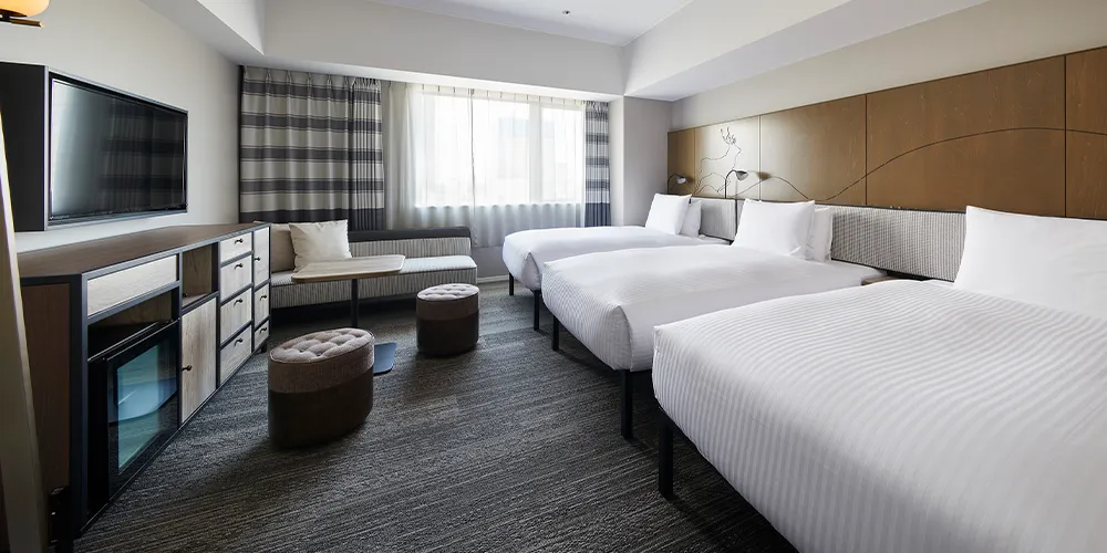 三人（四人可）