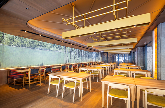HOKUSAI RESTAURANT&CAFE的內部照片