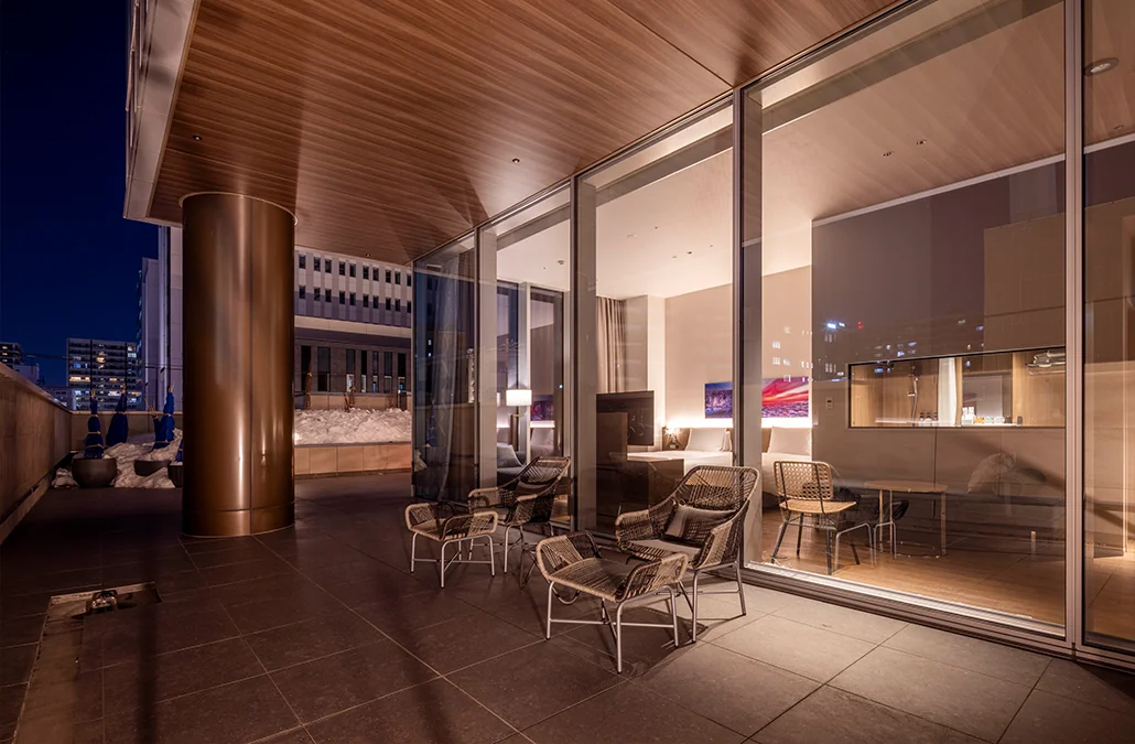 テラス付コーナージュニアスイート