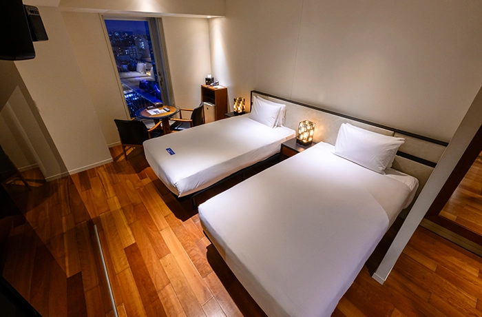 成熟高階主管雙胞胎