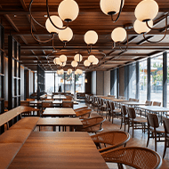 1Fｍinori de bar / 室內（白天）