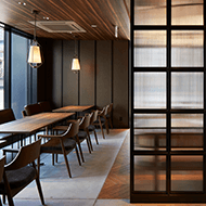 1Fｍinori de bar / 室內（白天）