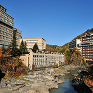 定山溪/開車約40分鐘