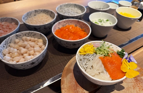眼球料理海鮮蓋飯